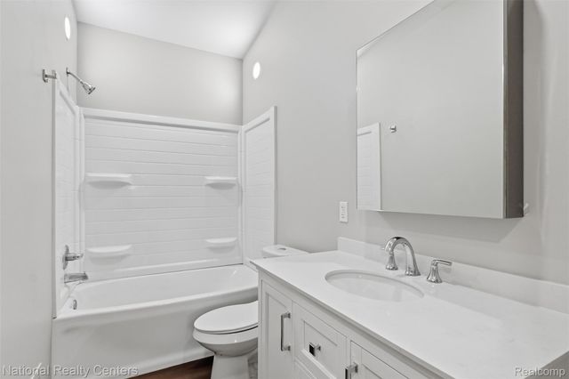 17159 Rougeway Street, Livonia, MI 48152