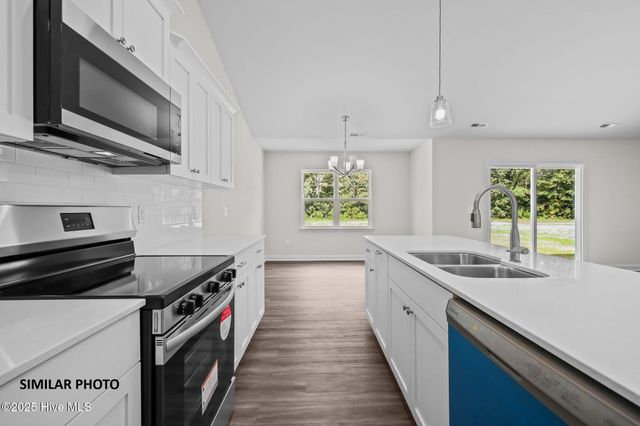 101 Molly Rice Branch Court, Jacksonville, NC 28546