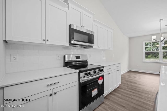 101 Molly Rice Branch Court, Jacksonville, NC 28546