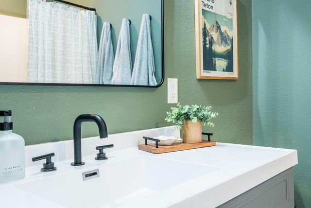 1 Merrill Crest DRIVE, Madison, WI 53705