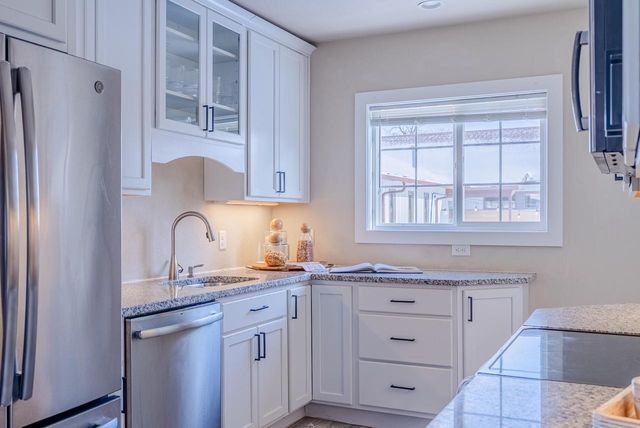 1 Merrill Crest DRIVE, Madison, WI 53705