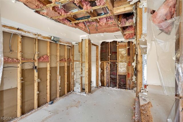 935 Pecten CT, Sanibel, FL 33957