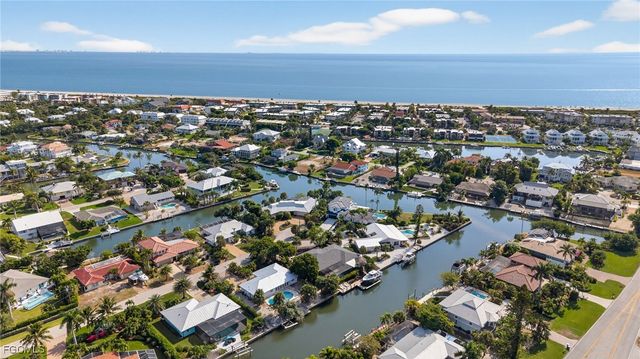 935 Pecten CT, Sanibel, FL 33957