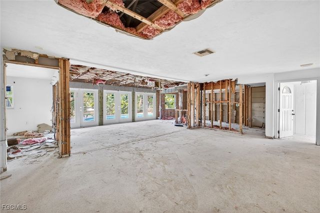 935 Pecten CT, Sanibel, FL 33957