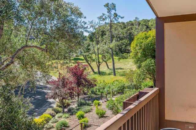 952 Lea Dr, San Rafael, CA 94903