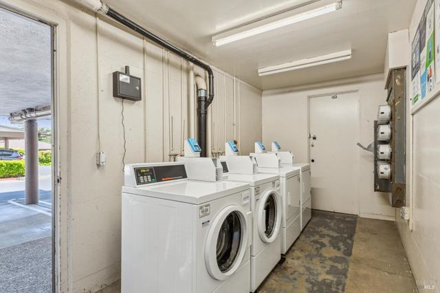 952 Lea Dr, San Rafael, CA 94903