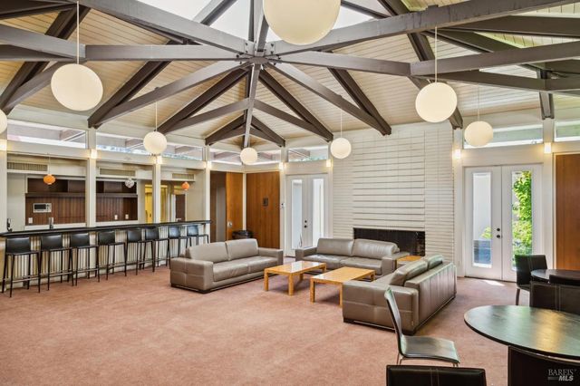 952 Lea Dr, San Rafael, CA 94903