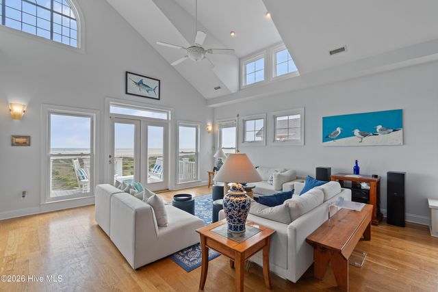 6925 Kings Lynn Drive, Oak Island, NC 28465