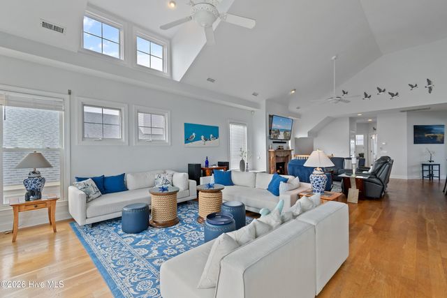 6925 Kings Lynn Drive, Oak Island, NC 28465