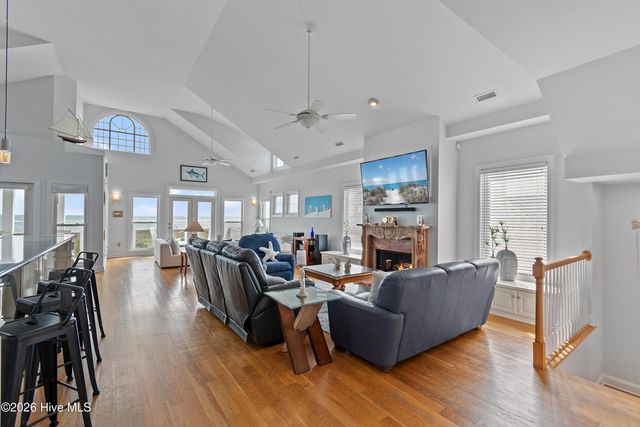 6925 Kings Lynn Drive, Oak Island, NC 28465