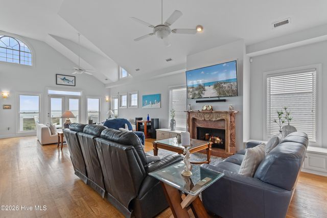 6925 Kings Lynn Drive, Oak Island, NC 28465