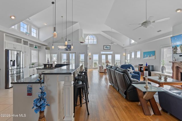 6925 Kings Lynn Drive, Oak Island, NC 28465