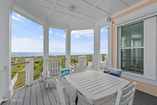 6925 Kings Lynn Drive, Oak Island, NC 28465