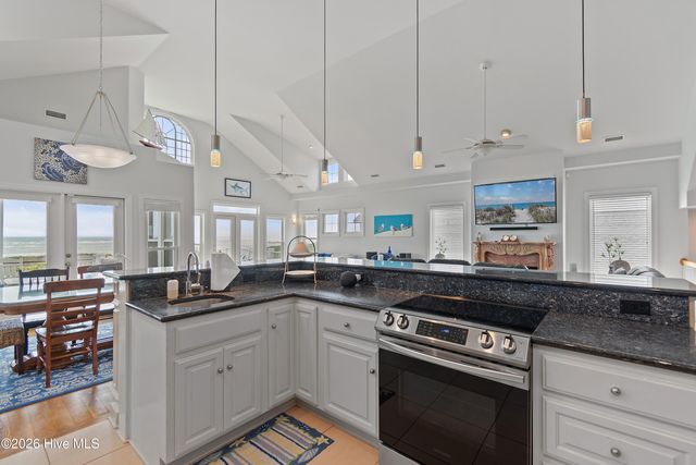 6925 Kings Lynn Drive, Oak Island, NC 28465