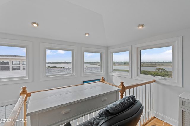 6925 Kings Lynn Drive, Oak Island, NC 28465