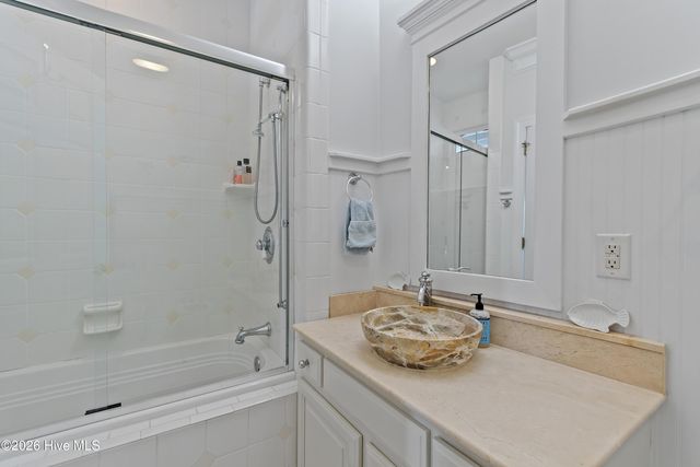 6925 Kings Lynn Drive, Oak Island, NC 28465