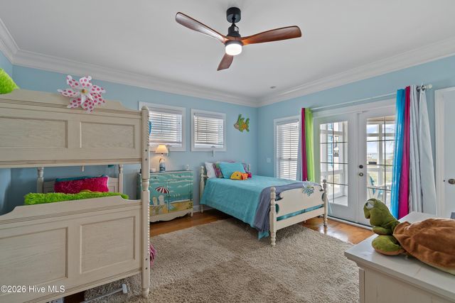 6925 Kings Lynn Drive, Oak Island, NC 28465