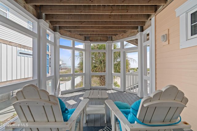 6925 Kings Lynn Drive, Oak Island, NC 28465