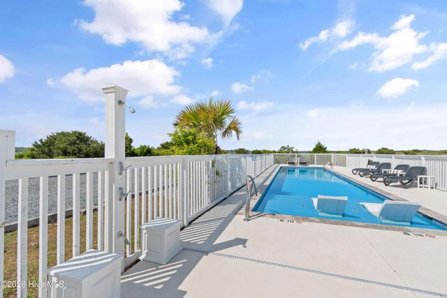 6925 Kings Lynn Drive, Oak Island, NC 28465