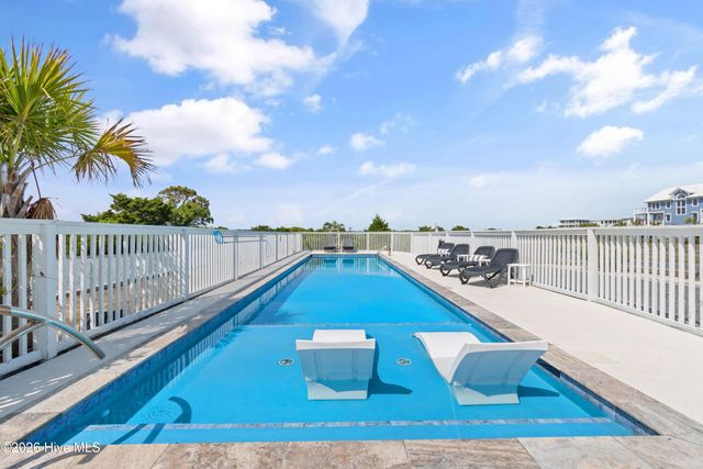 6925 Kings Lynn Drive, Oak Island, NC 28465