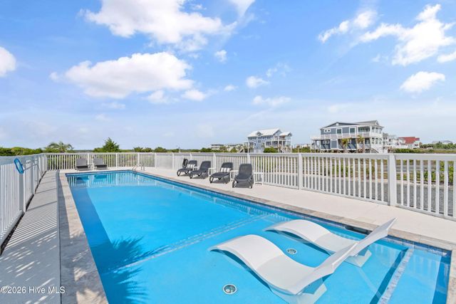 6925 Kings Lynn Drive, Oak Island, NC 28465