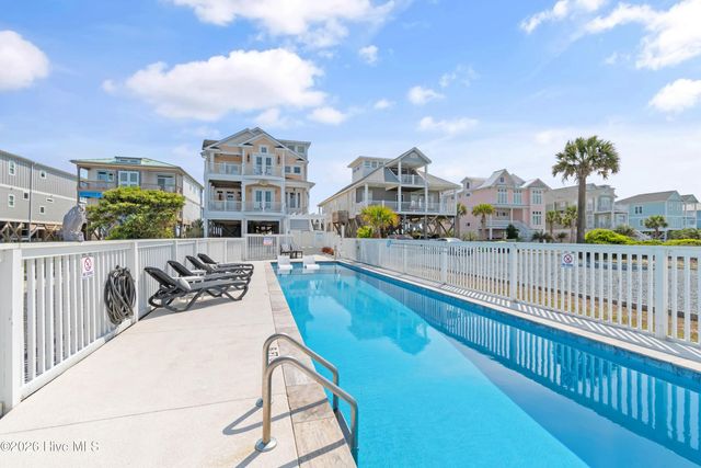 6925 Kings Lynn Drive, Oak Island, NC 28465