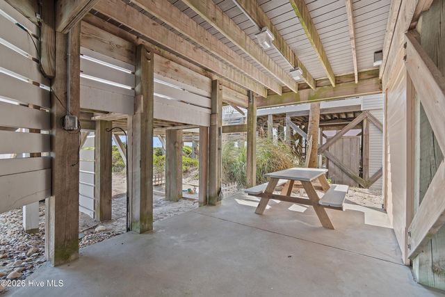 6925 Kings Lynn Drive, Oak Island, NC 28465