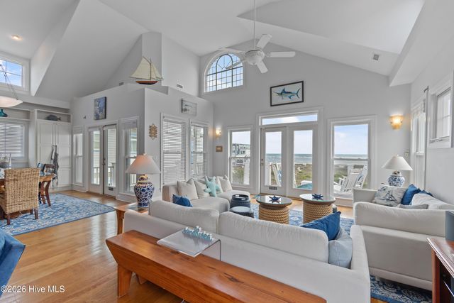 6925 Kings Lynn Drive, Oak Island, NC 28465