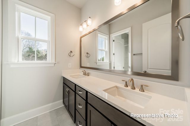 402 Turtleback Ridge, Matthews, NC 28104