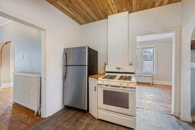 217 3rd Avenue NW, Chisholm, MN 55719