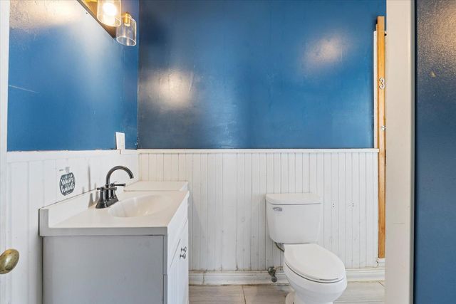 217 3rd Avenue NW, Chisholm, MN 55719