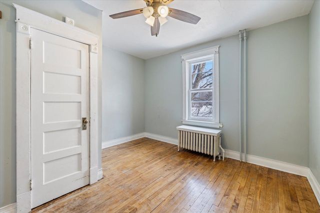 217 3rd Avenue NW, Chisholm, MN 55719