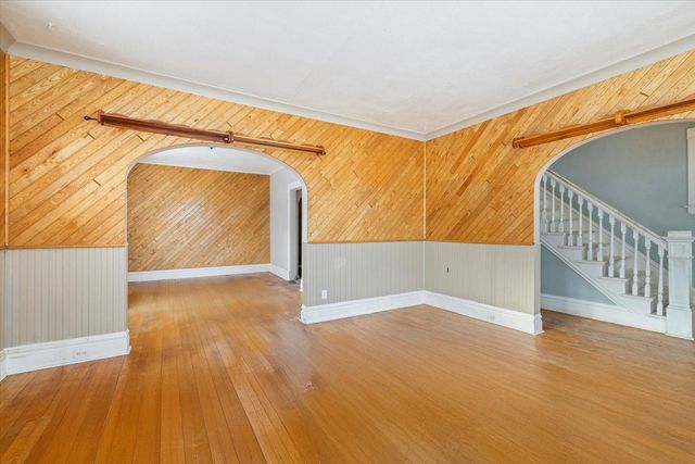 217 3rd Avenue NW, Chisholm, MN 55719