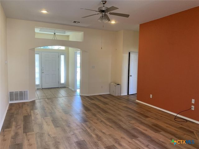 2708 Butterfly Drive, Temple, TX 76502