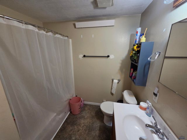 511 BLUEBIRD DR, Box Elder, SD 57719