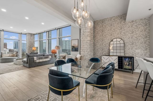 700 12th Ave S Unit 701, Nashville, TN 37203