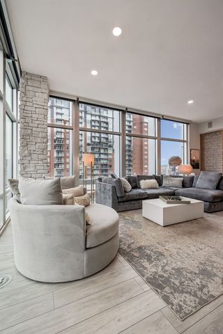 700 12th Ave S Unit 701, Nashville, TN 37203