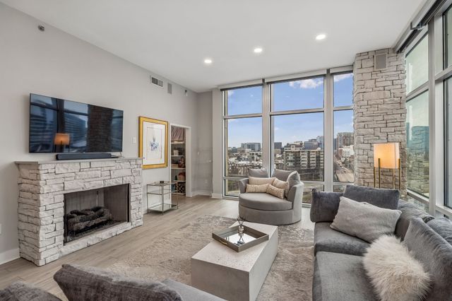 700 12th Ave S Unit 701, Nashville, TN 37203