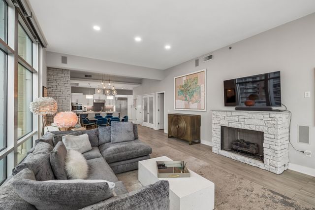 700 12th Ave S Unit 701, Nashville, TN 37203