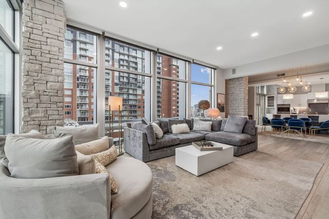 700 12th Ave S Unit 701, Nashville, TN 37203