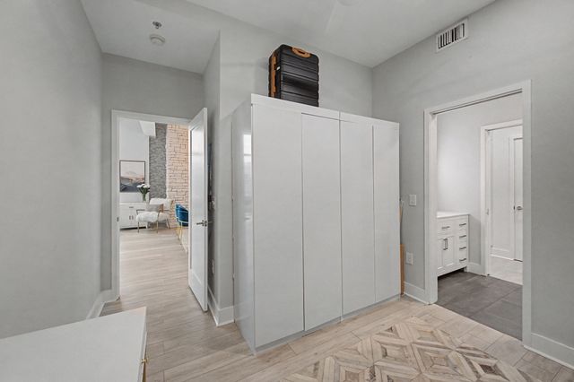 700 12th Ave S Unit 701, Nashville, TN 37203