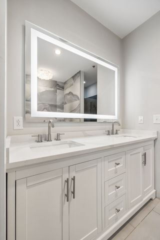 700 12th Ave S Unit 701, Nashville, TN 37203