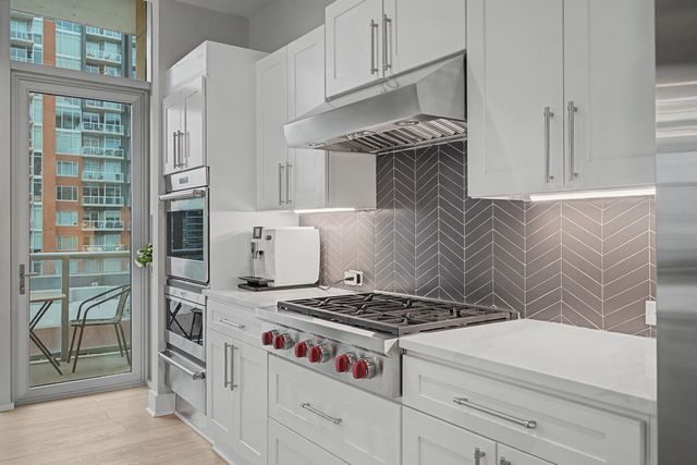 700 12th Ave S Unit 701, Nashville, TN 37203