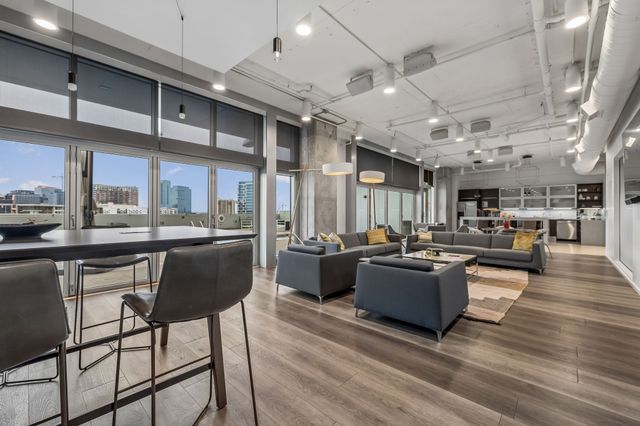 700 12th Ave S Unit 701, Nashville, TN 37203