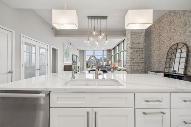 700 12th Ave S Unit 701, Nashville, TN 37203