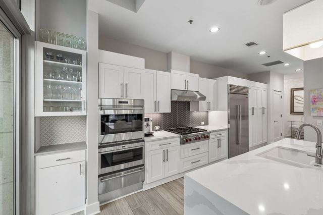 700 12th Ave S Unit 701, Nashville, TN 37203