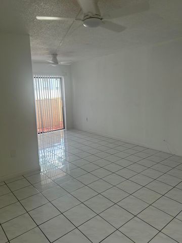 6206 SW 136TH Court A102, Miami, FL 33183