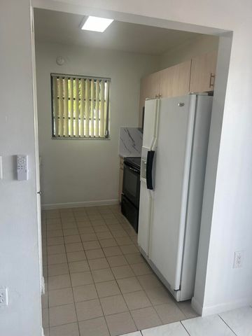 6206 SW 136TH Court A102, Miami, FL 33183