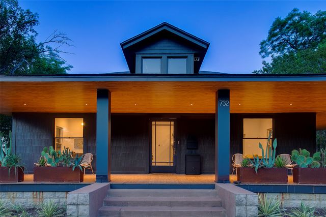 732 Haines Avenue, Dallas, TX 75208