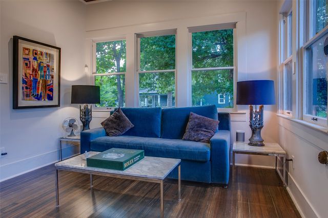 732 Haines Avenue, Dallas, TX 75208